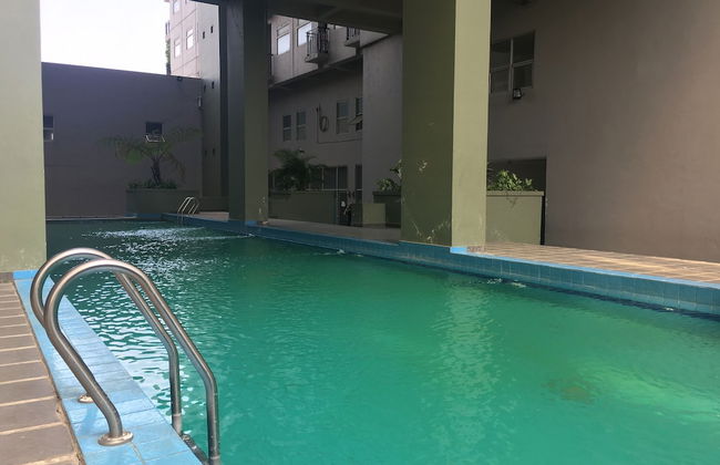 Artsy Private Studio Room At Grand Asia Afrika Bandung Apartment - Foto 8