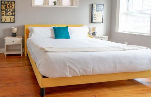 Classic Soulard 4BR Private Yard ABODEbucks - Foto 24