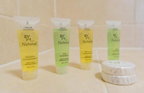 In the middle of Cardiff City centre - Foto 17