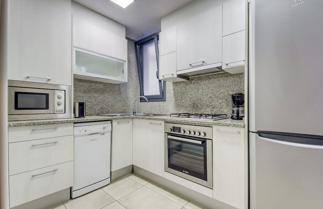 Apartment With View in Roses - Photo 13