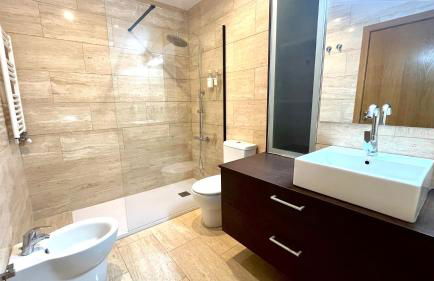 Dúplex 2 hab con terraza by Prestigi - Photo 16