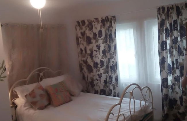 Stunning 3-bed Villa in the Small Village - Photo 3