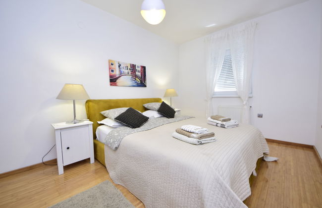 Queen Ahn with heated pool - Foto 16