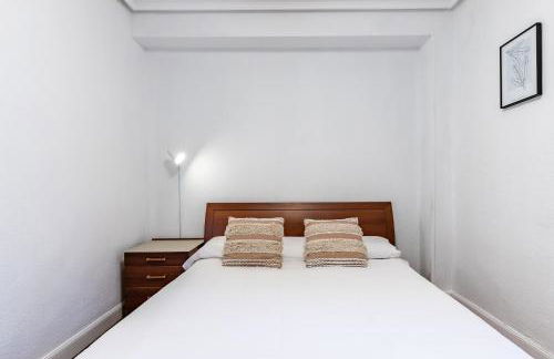 Charming 4 Double Bed Steps from the Old Town - Foto 13