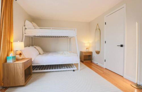 Vermont Lake Days Await | Boat, Bike, Unwind - Foto 11