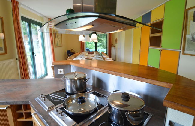 Scenic Villa Near Lake View - Photo 12