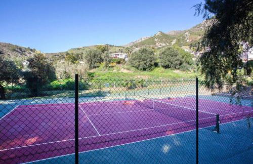 Beautiful house with garden & views in Mijas - Photo 22