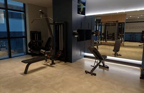 Apto em Itapema com acesso a piscinas,sendo uma aquecida e academia - Foto 39