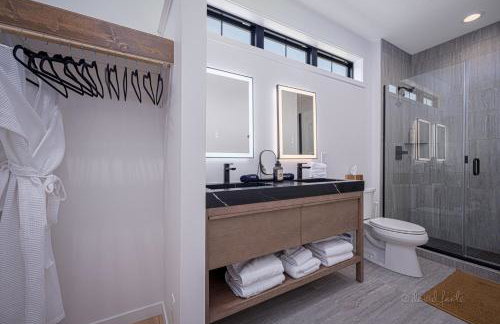 Galena Spring Escape - Hot Tub & Cozy Nights - Foto 27