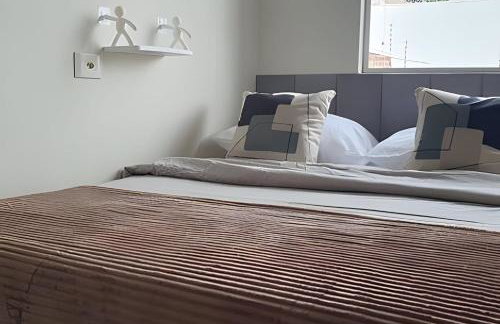 Apto Charmosinho em Maringá - Foto 2