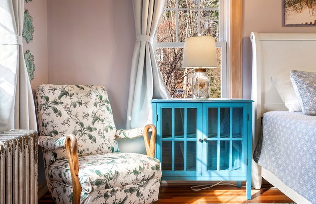 Ogunquit Village 4BR Walk to Beach, Dining & Town Center - Photo 9