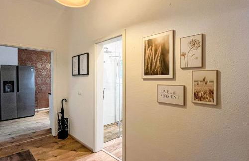 FeWo mit Kamin I Ruhige Lage I Zentral I Netflix I Parkplätze - Foto 5