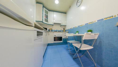 Ahllenrock Cornellà - Parking Gratis- Cerca BCN - Foto 4