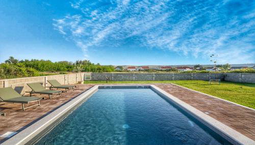 House Rose with Garden and Pool - Foto 4, sunbed