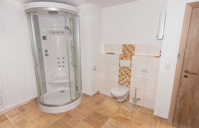 Unique Holiday Home in Ruhpolding With Sauna - Foto 14