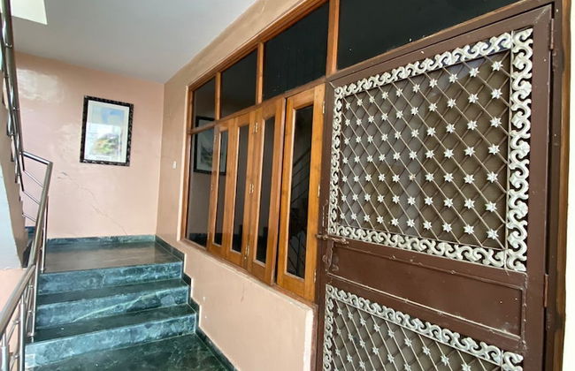 GoBravo-3BHK Near Airport & Cyber Hub - Foto 1