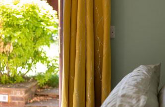 Comfy Chippenham Double Ensuite Home with Large Garden with Parking x 4 - Foto 18