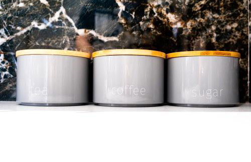 MK 2-Bedroom Contractor's Gem, 5 beds, sleeps 6, free parking - Foto 32