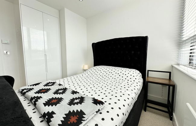 Condo Apartment With Workspace - Foto 7