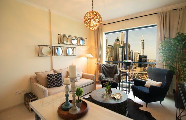 Lux BnB I X1 Tower I Golf Course & Sea Views - Photo 1