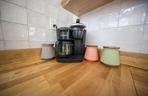 Unwind at this Modern Bethel Village Escape - Foto 42