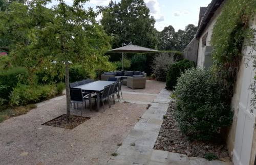 Gîte haut de gamme près de l'Abbaye de Noirlac - Séjour tout confort avec jardin et terrasses - FR-1-586-13 - Foto 33