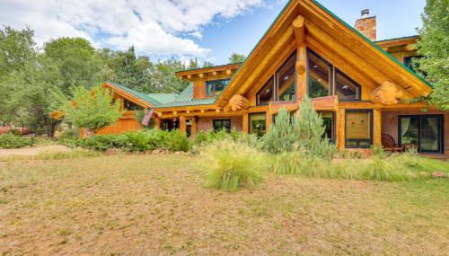 Scenic Payson Cabin! Fireplace and Wraparound Patio - Foto 2