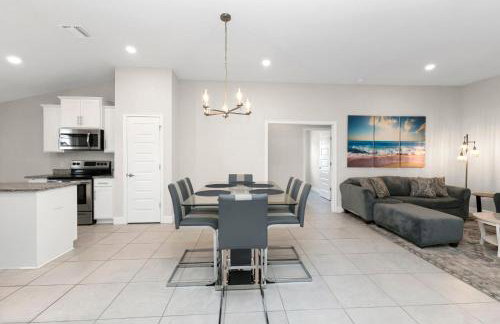 4BR Retreat Near Warm Mineral Springs & Beaches - Foto 7