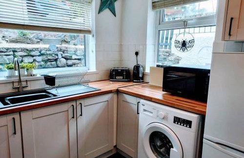 Former Quarryman’s 3-bed house 5 min to Zip World - Photo 11