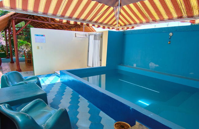 Villa in Cárdenas with swimming pool and garden - Photo 55