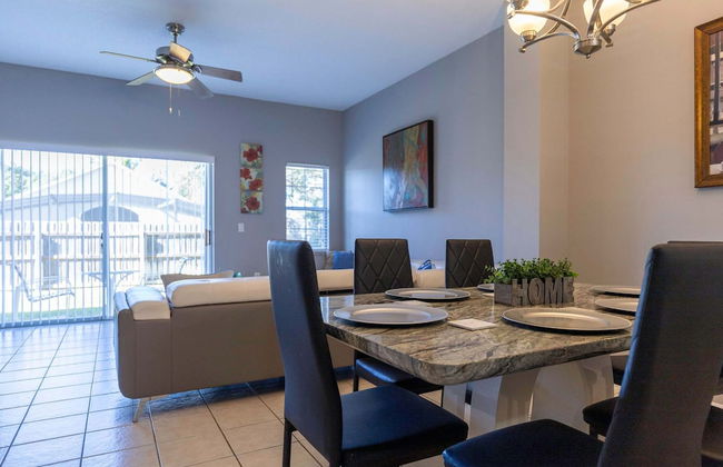 3BR Townhome Steps From Theme Parks Sleeps 6 - Foto 5