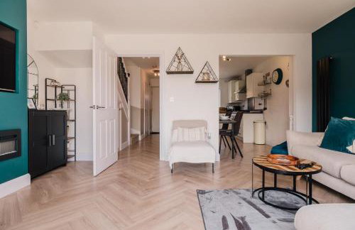 Beautiful 3 Bedroom Home Near Worcester - Photo 35