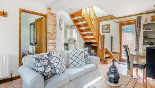 Chestnut Tree Barn - Photo 4