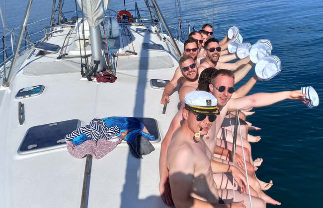 Excursão à praia de Navagio de barco - Foto 10