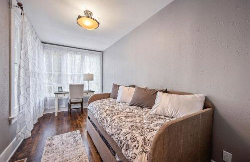 Work-Friendly 3BR Home w Office Fast WiFi - Foto 29