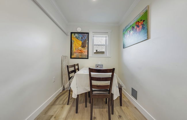 Quite House near Vancouver Airport - Photo 39