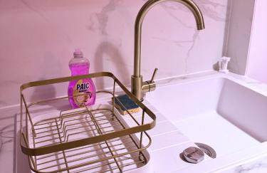 César Room - Appartement Antique 2-3 pers, parking privé,proche centre et gare - Foto 15