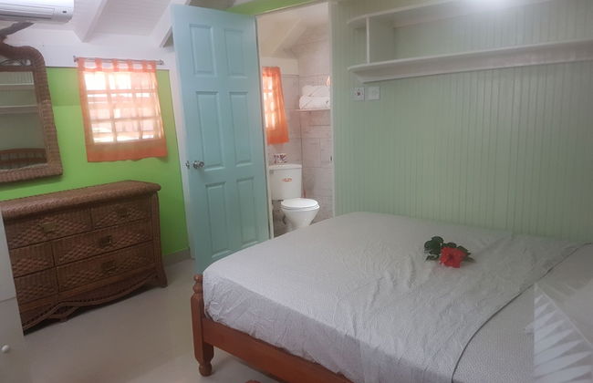 Coco Mango Suites - Photo 3