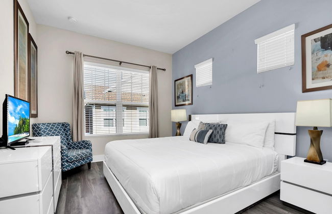 5 BR 6 BA Villa 5min Disneyworld Hot Tub BBQ - Foto 1