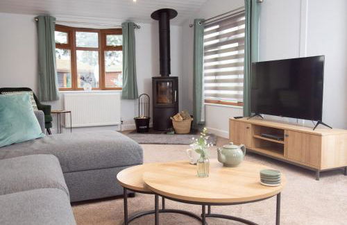 Stunning 3 Bedroom Lodge With Hot Tub in York - Foto 22