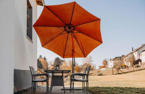 Kleeoase - Modernes Apartment - Infrarotsauna - Terrasse - Garten - kostenlosem Parkplatz - Photo 5