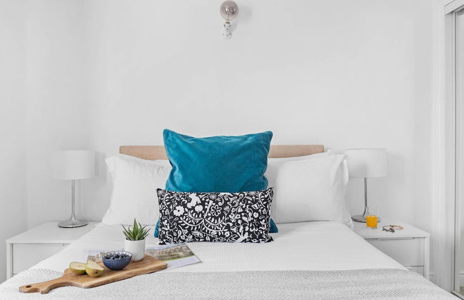 Chandlers Walk Modern Comfy Family Home in Exeter - Photo 28