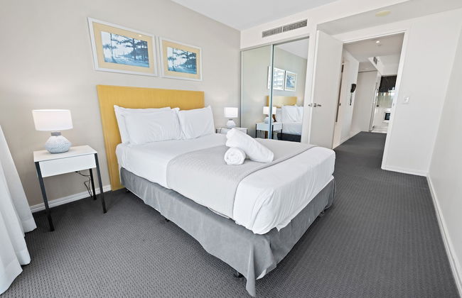 Pool and Ocean Views at the H-Residences - Foto 4