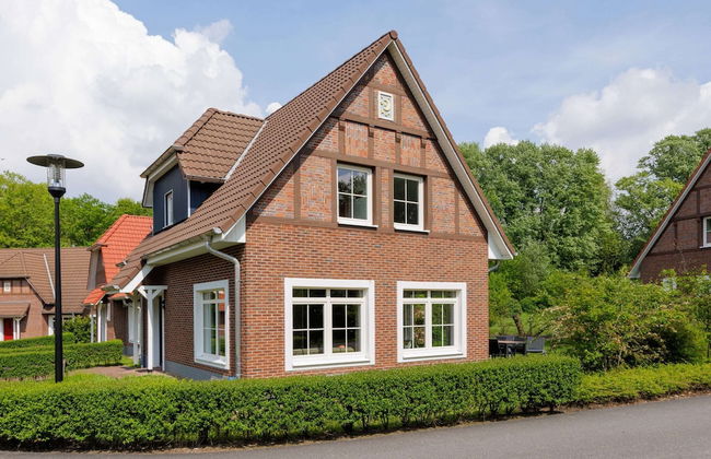 Restyled House With Sauna, Near Bad Bentheim - Photo 1