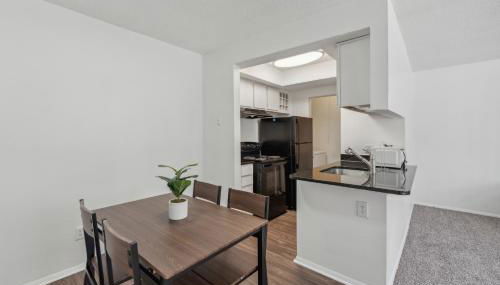 Northcliffe 104 I Fully Furnished 1 Bedroom 1Bth - Foto 4