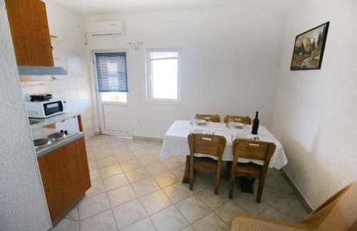 Apartmani Mirjana - Foto 16