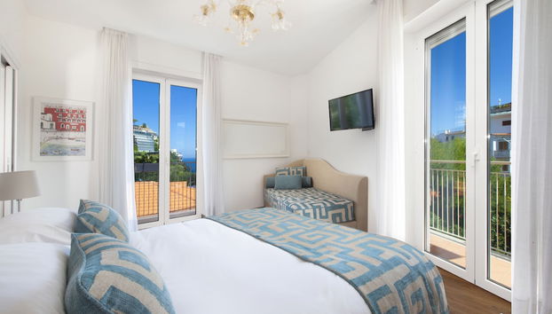 SorrentoVibes - Luxury Home Sea View & Jacuzzi in Sorrento centre - Photo 2, Primary image