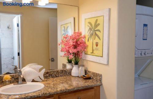 Hanalei Bay Beach Retreat with Waterfall Views - Foto 41