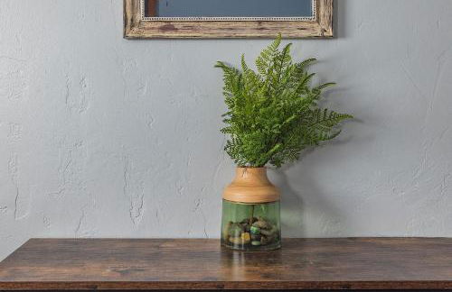 Cozy City Stay, 3bdrm near Airport - Photo 28