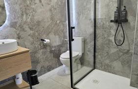 Cocon rénové près du tram - Foto 4